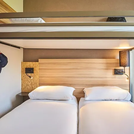 Ibis Budget Porte De La Chapelle - Arena 2*