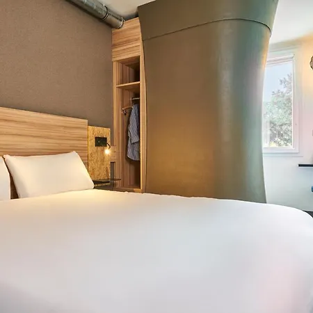 Ibis Budget Porte De La Chapelle - Arena Hotel 2*