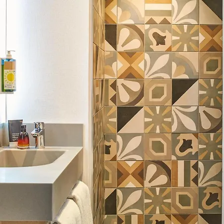 Ibis Budget Nord 18ème Hotel