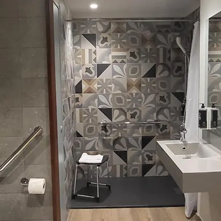 Ibis Budget Porte De La Chapelle - Arena Szálloda 2*