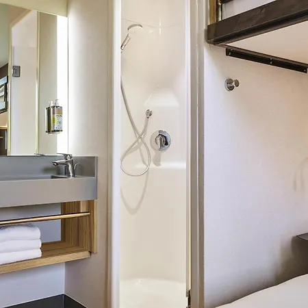 Hotel Ibis Budget Porte De La Chapelle - Arena 2*